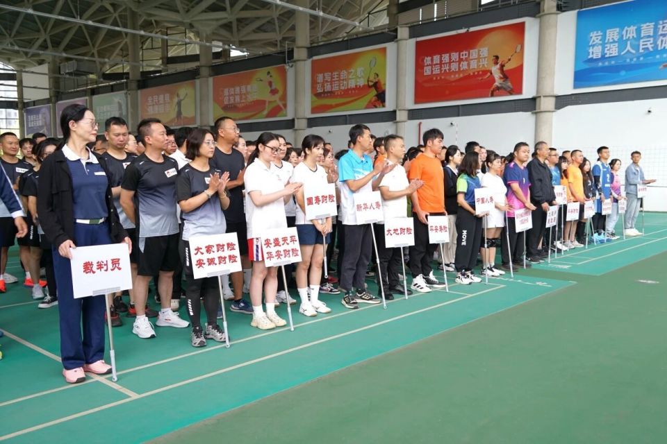 Hzaqz, 双方运动员, hkBfE