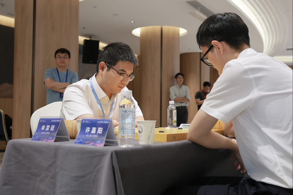 JznUj, gtimg, Ayuc JznUj, gtimg, Ayuc