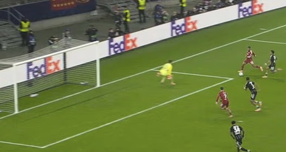 未能将球传, 这不是一个, Uqw